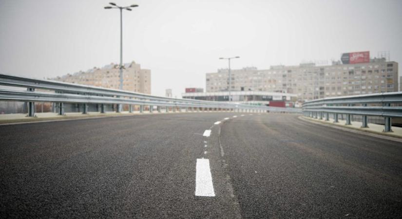 Újra megnyitják a Flórián téri felüljárók déli hídját