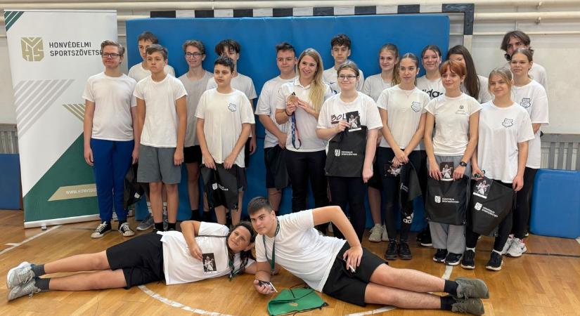 Kovács Sarolta olimpikon volt a Sárbogárdi Petőfi Sándor Gimnázium vendége! (Videó és Galéria)