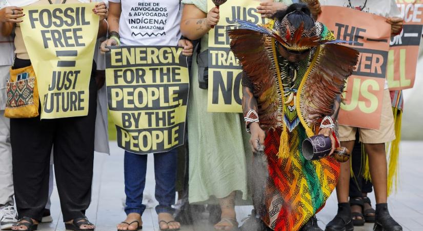 Donald Trump nélkül, őslakosok tüntetésével kezdődött meg a brazíliai ENSZ-klímacsúcs
