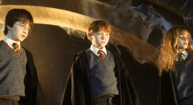 Malfoy, Ron, Neville és a címszereplő is feltűnik a Harry Potter sorozat új forgatási fotóin