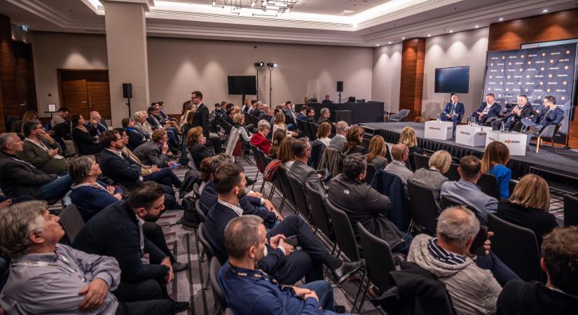 Itt a nagy lehetőség a budapesti cégek számára is – 400 milliós forrásra pályázhatnak a Demján Tőkeprogramban