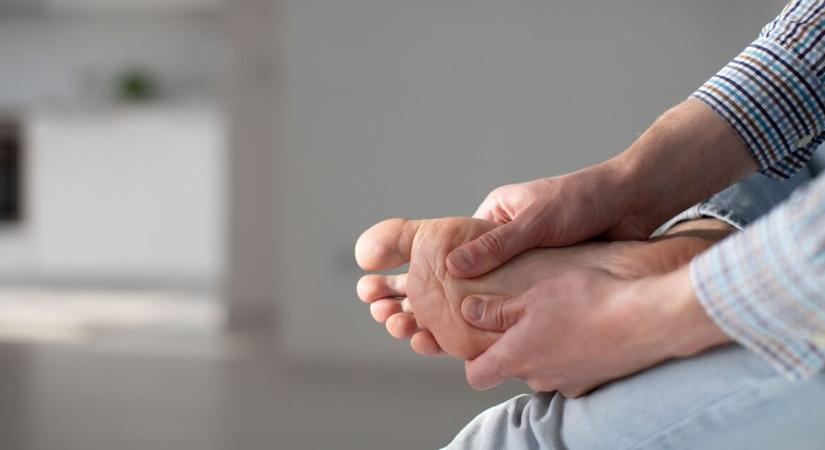 Duzzadt a lábfejed? Komoly betegségek jele is lehet