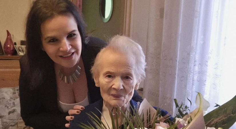 Elárulta az százéves nyergesi néni, amire mindenki kiváncsi