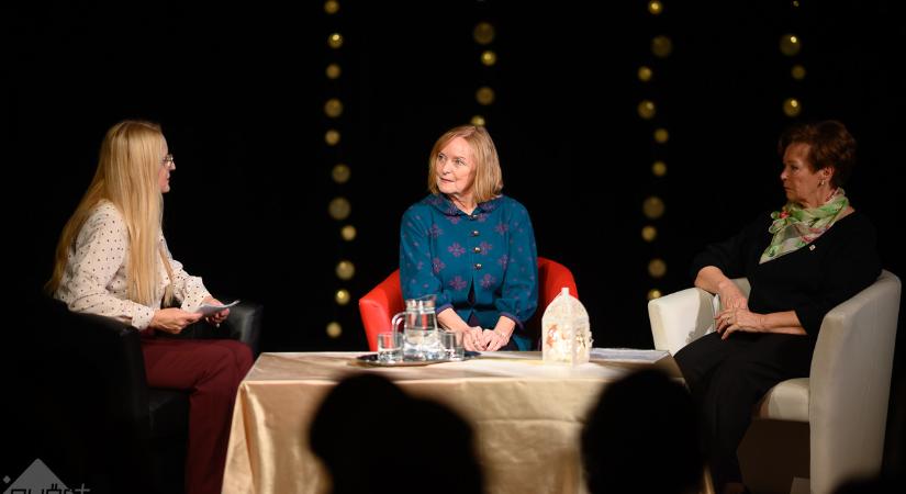 A magyar szó muzsikája, avagy tükörben a barátság