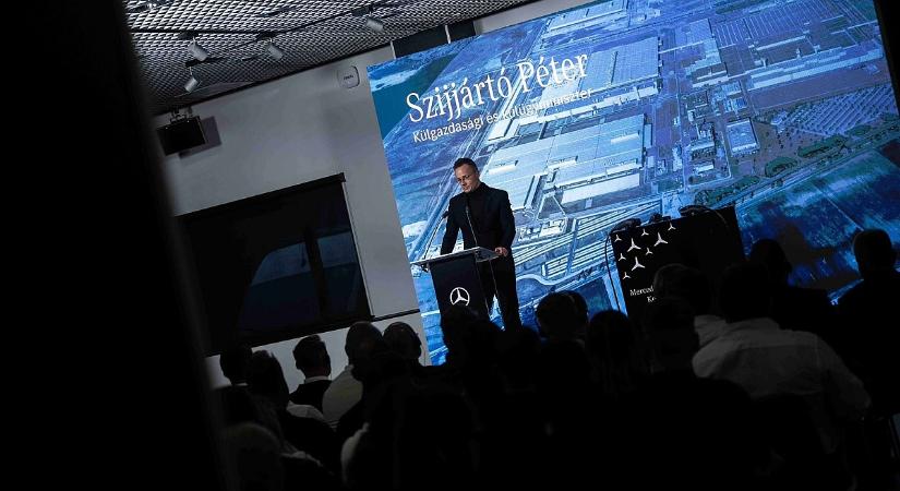 Szijjártó Péter: Európa elitklubjába lép be Magyarország