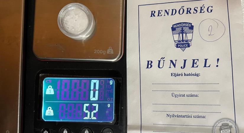 Ismert zenésznél talált kokaint a rendőrség egy házkutatás során