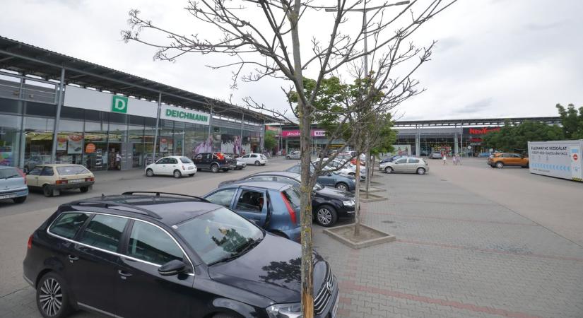 Új gyorsétterem és üzletközpont: debreceni kaliberű dobásra készülnek ebben a hajdú-bihari városban