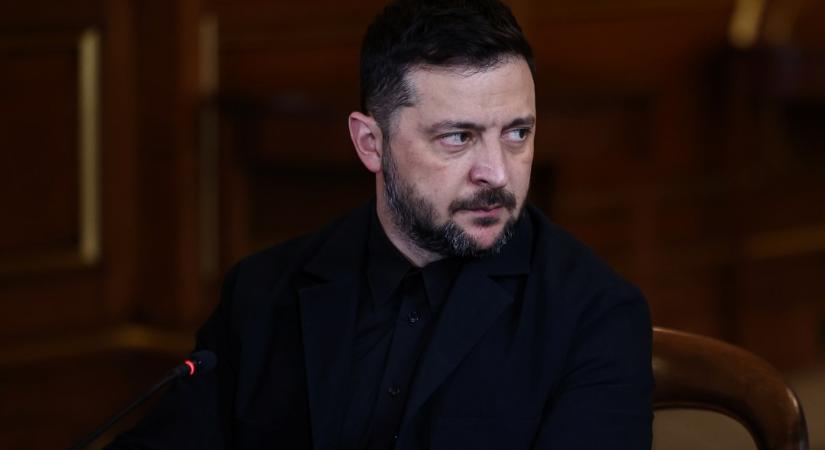 Megakadt a teljes ukránosítás terve: Zelenszkijék jegelték az orosz nyelv eltörlésének javaslatát