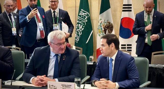 Szibiha Rubióval arról tárgyalt, hogyan kényszeríthetnék Putyint a háború befejezésére