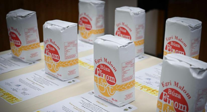 Minden adományozott búzaszem kapocs, amely összeköti a világ magyarságát