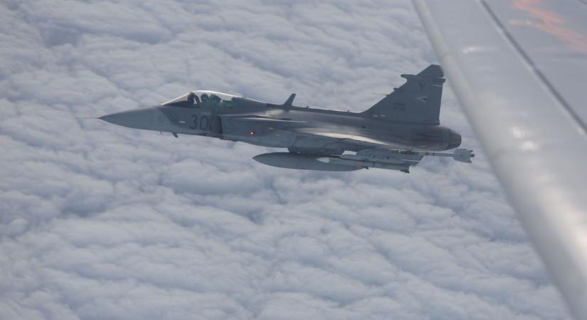 Az óriási köd miatt több katonai gép is Ferihegyen landolt a kecskeméti bázis helyett