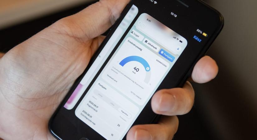 A Tisza Világ app egyik letöltője szerint a rendőrök arra próbálták rávenni, hogy az alkalmazás rendszergazdáit kellene feljelentenie