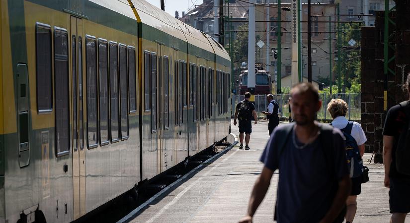 Mosásba kezd a MÁV, itt a 10 vállalás következő része