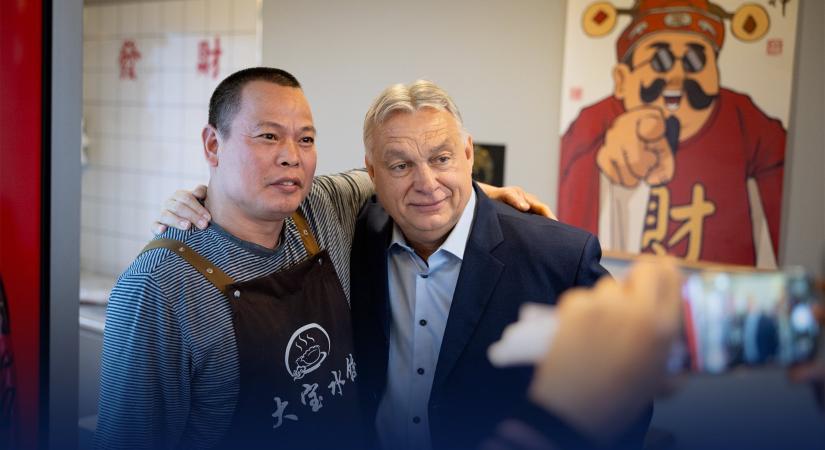 Orbán Viktor Budapest kínai negyedében ebédelt