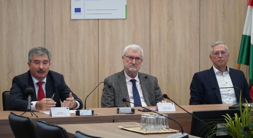 Energetikai fejlesztés Berettyóújfaluban – nem merik részletezni, honnan érkezett a pénz java