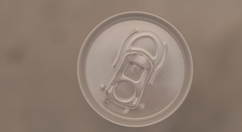 24 év után visszatér milliók kedvenc cseresznyés üdítőitala!