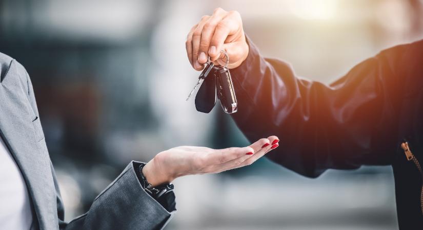 Ez a márka tarolja most le a magyar használtautó-piacot – meglepő toplisták