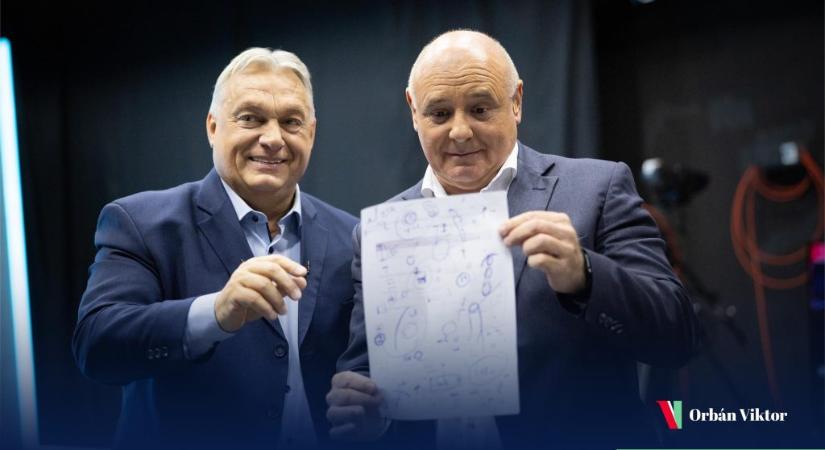 Orbán Viktor nem firkál, rejtjelez