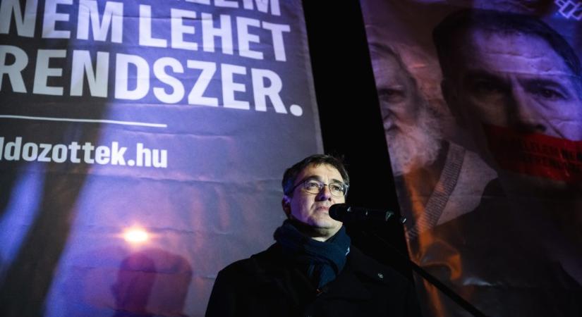 Karácsony üzent Orbánnak: Jelentem, baj van