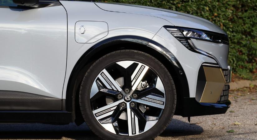 Visszatér a benzinmotor a most tisztán villanyos Renault modellekbe