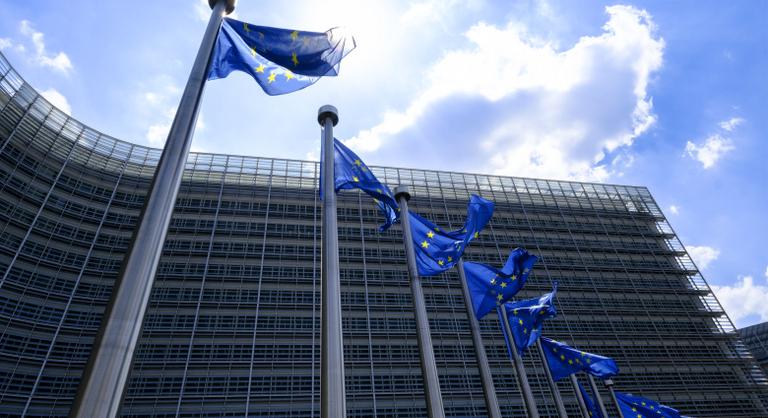 Lengyelország teljes mentességet kért a migrációs paktum alól