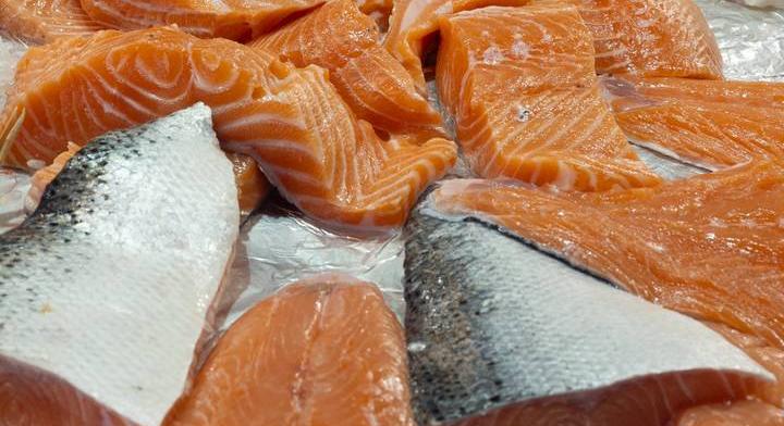 Így válaszd ki a tökéletes lazacot: 4 dolog, amire érdemes odafigyelni