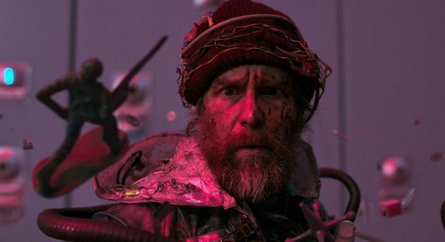 Sam Rockwell elborult sci-fijének előzetesében az AI zombit gyárt a kamaszokból