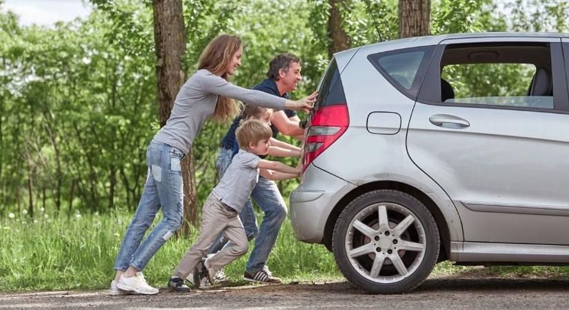 Ismeretlenül is többen megálltak, hogy segítsenek a családnak