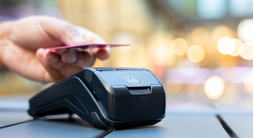 Pénzvisszatérítést ad az OTP, ha így vásárolsz a bankkártyával