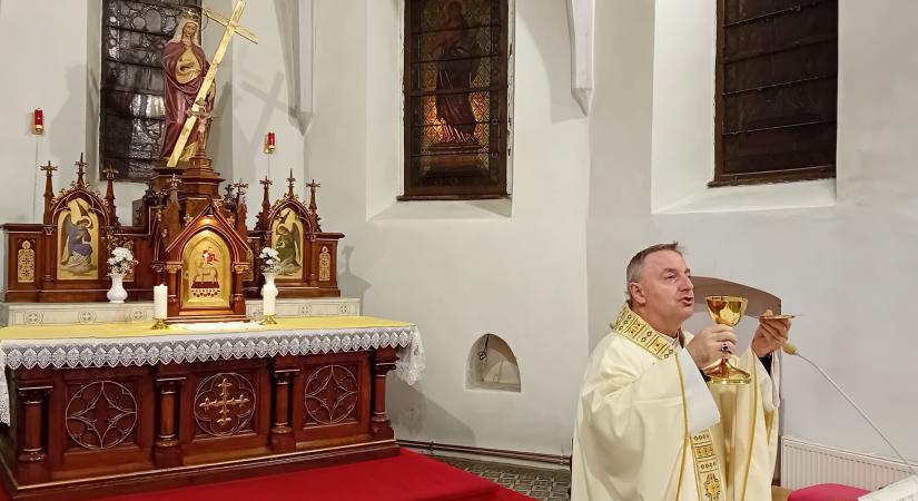 Nagyszombati magyar szentmise és Pék László Duka-Zólyomi családról szóló könyvének bemutatója