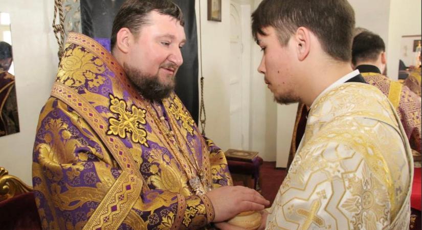 Újabb orosz egyházi vezetőkről derült ki, hogy nem a jézusi úton járnak