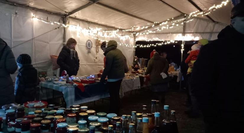 Karácsonyi vásári forgatag 2025 Balatonakali