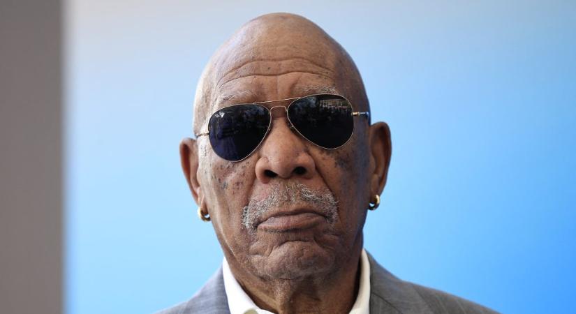„Mintha kirabolnának” – gondolja Morgan Freeman a mesterséges intelligenciával koppintott hangjáról