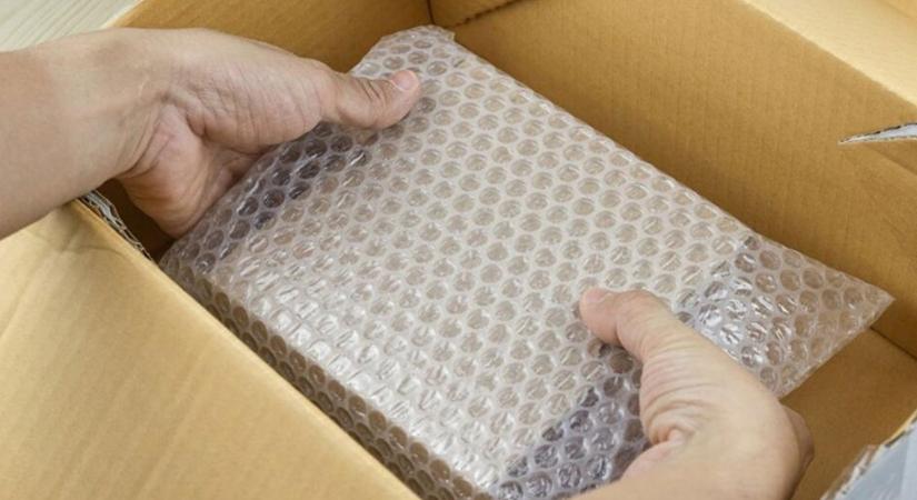 Buborékok bűvöletében: a légpárnás fólia varázsa