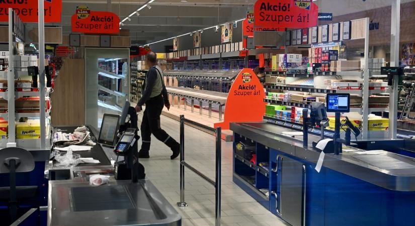 Rámászott a GVH a Lidlre, mert nem az Árfigyelőre hivatkozott a kommunikációjában