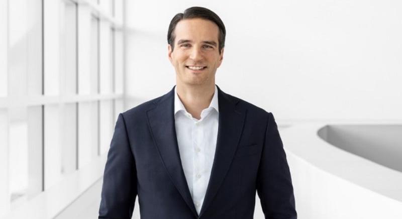 Generációváltás a Bertelsmann-nál: fiatal vezető veszi át a cégóriás irányítását