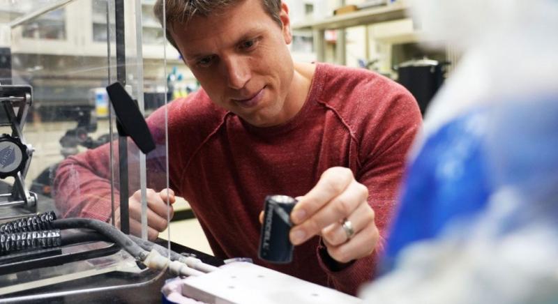 Leugrik a dér a szélvédőről: az elektromos jégmentesítés forradalmi újítás lehet