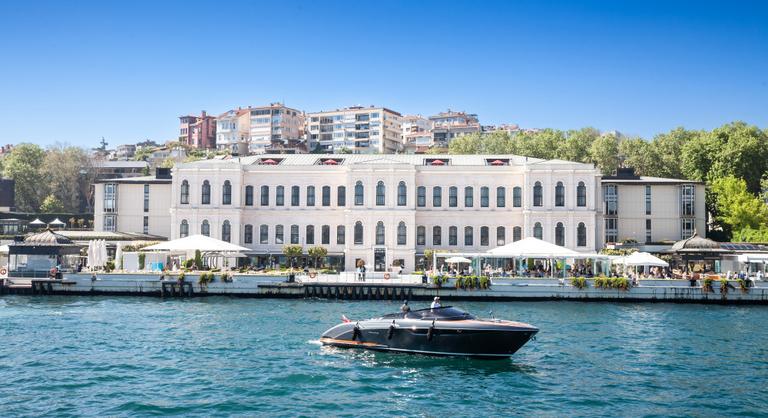 Sokba fájt a Fenerbahcénak José Mourinho: bő egy évre csak a szállása 750 ezer euró volt