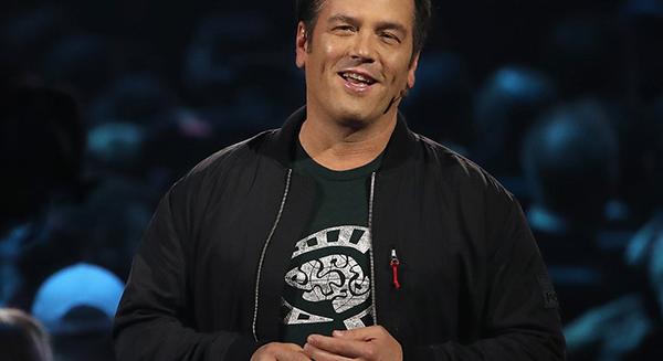 Phil Spencer gratulált a Valve-nek a Steam Machine-hoz