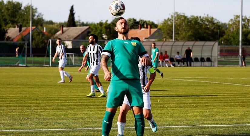 Bravúrgyőzelmet aratott az Akasztó az éllovas otthonában