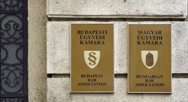 Ingyenes jogi segítséget nyújt a rászorulóknak a Budapesti Ügyvédi Kamara