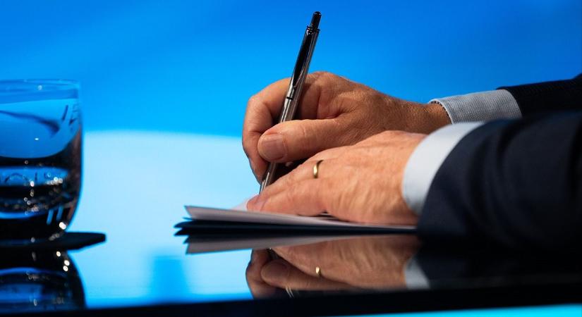 Orbán Viktor a Forbes kommentszekciójában tűnt fel