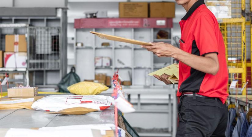 Gyanús csomag érkezett a zombai postára, rendőri intézkedésre volt szükség