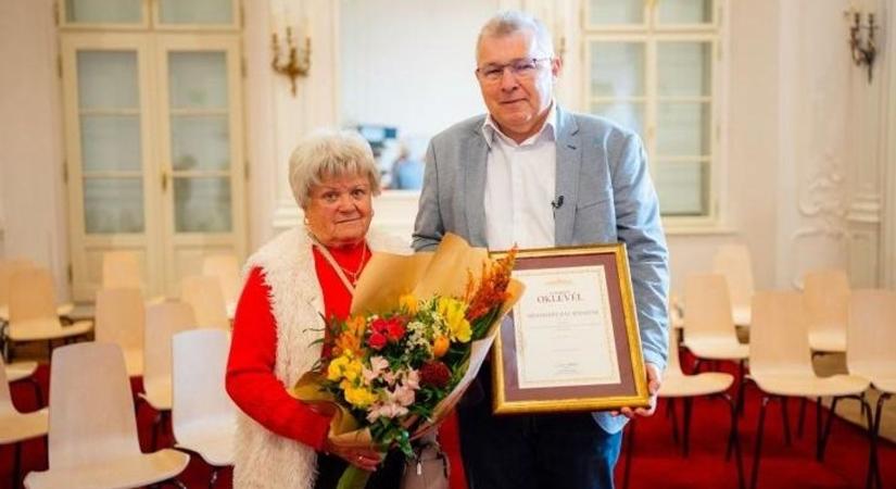 Fél évszázad óta tesz Hatvan kultúrájáért a fáradhatatlan hölgy