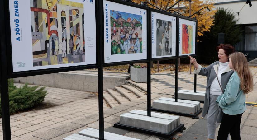 Saját kiállítások híján orosz atomvállalat exportálja a művészetet Paksra és Kalocsára