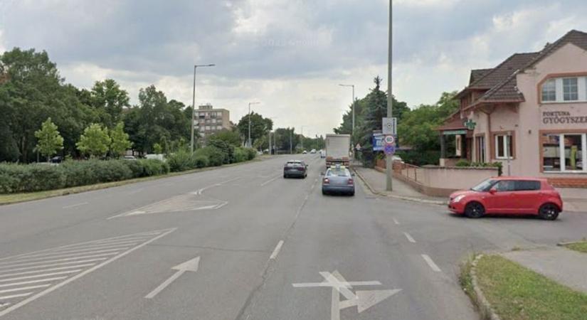 Káosz Pécsen: kaotikus a reggeli közlekedés a hatos úton