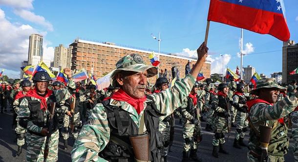 Venezuela tömeges mozgósítást jelentett be