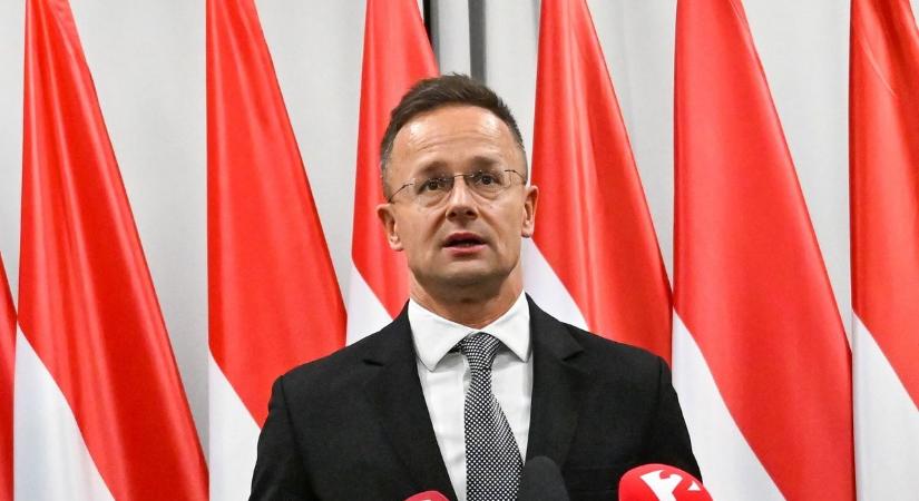 Szijjártó minden kételyt eloszlatott: a kézfogás megtörtént