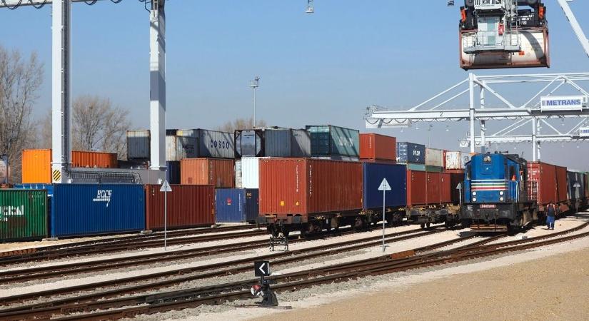 Ezt a vasúti szolgáltatást már nem támogatja külön az állam, helyette az infrastruktúrát javítják