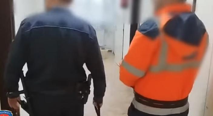 Fegyveres rablásért körözték, piti szabálysértés buktatta le a férfit Hajdú-Bihar megyében